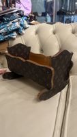 Louis Vuitton Puppe Bett 