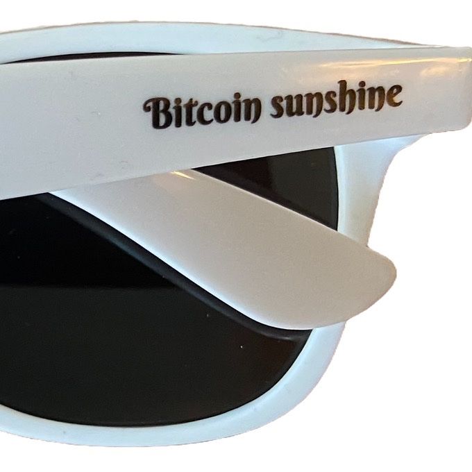Occhiali & Lenti: 1 Bitcoin Sunshine Brille, Highlight in Orange oder in Weiß. – Nuovo (secondo la descrizione) da Altstätten SG venduto da Swiss-Bitcoin-House 2