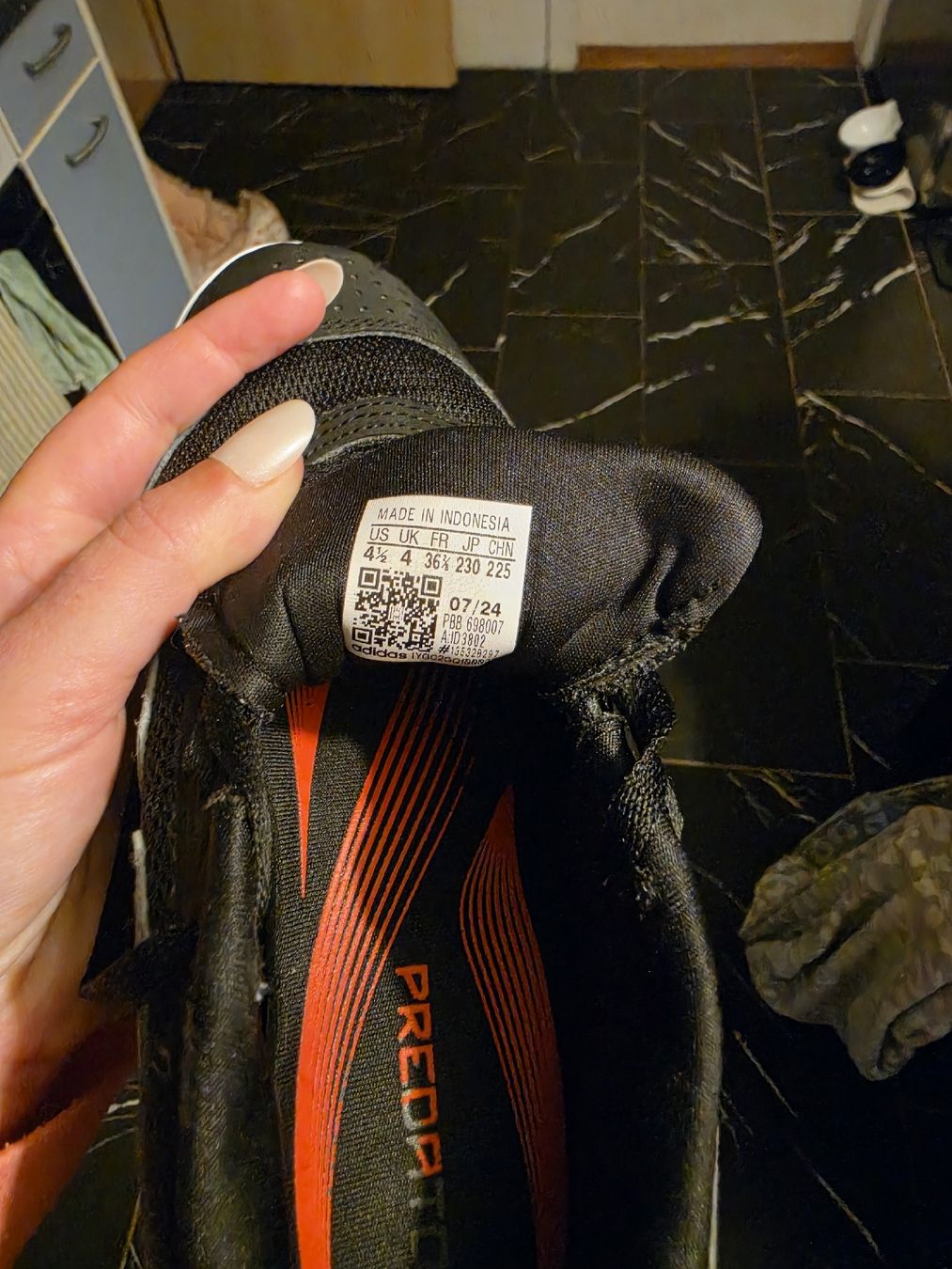 Adidas Scarpe da uomo: Adidas Predator Hallenschuh – Usato da Langnau im Emmental venduto da Ramona910 4