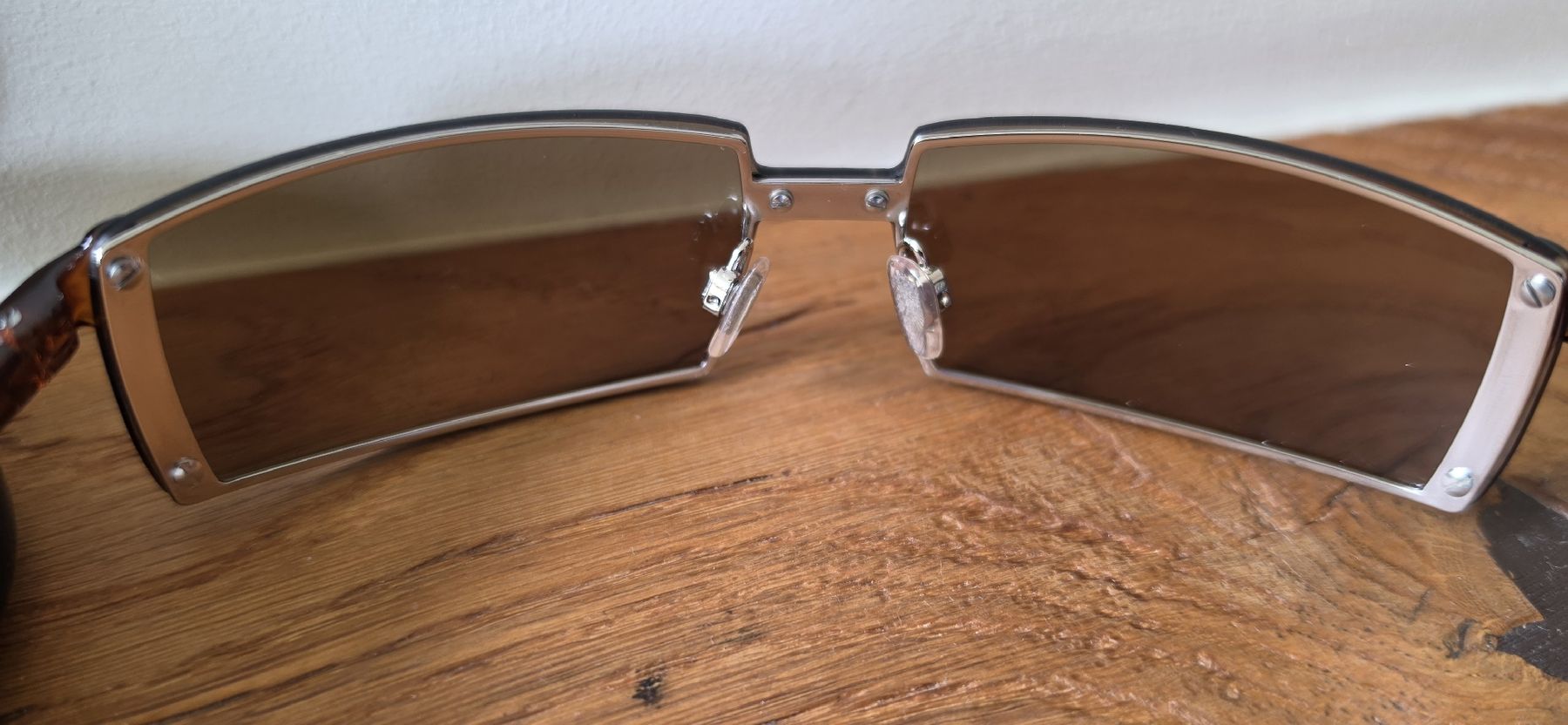 Versace Occhiali & Lenti: Versace Versus Sonnenbrille braun  – Usato da Eglisau venduto da naminaso 4