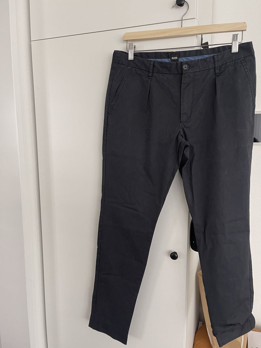 Hugo Boss Pantaloni: Hugo Boss Chino Hose – Nuovo (secondo la descrizione) da Zürich venduto da mel_87ct