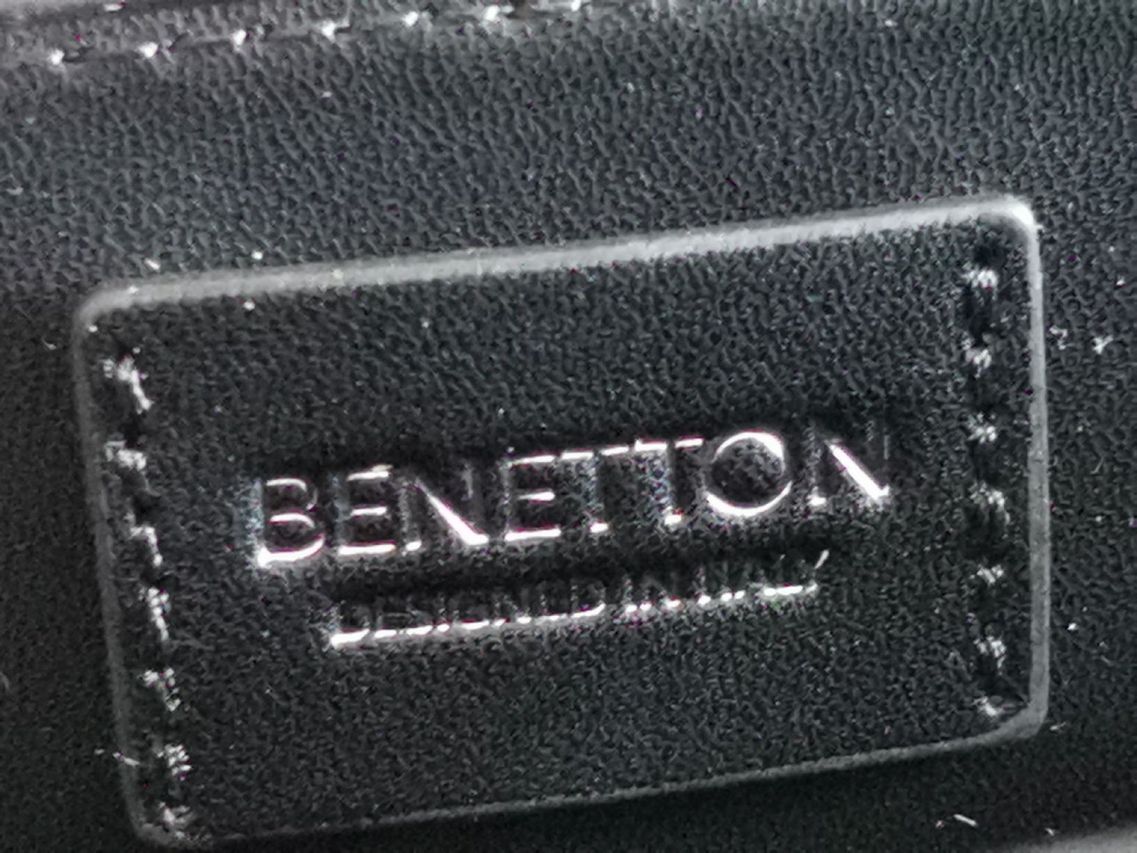 Benetton Taschen für Damen: Benetton Original Damen Tasche – Neu und originalverpackt aus Schlieren von vlalif 4