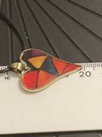 Collier pendentif coeur motif mosaïque.multicolore unisexes