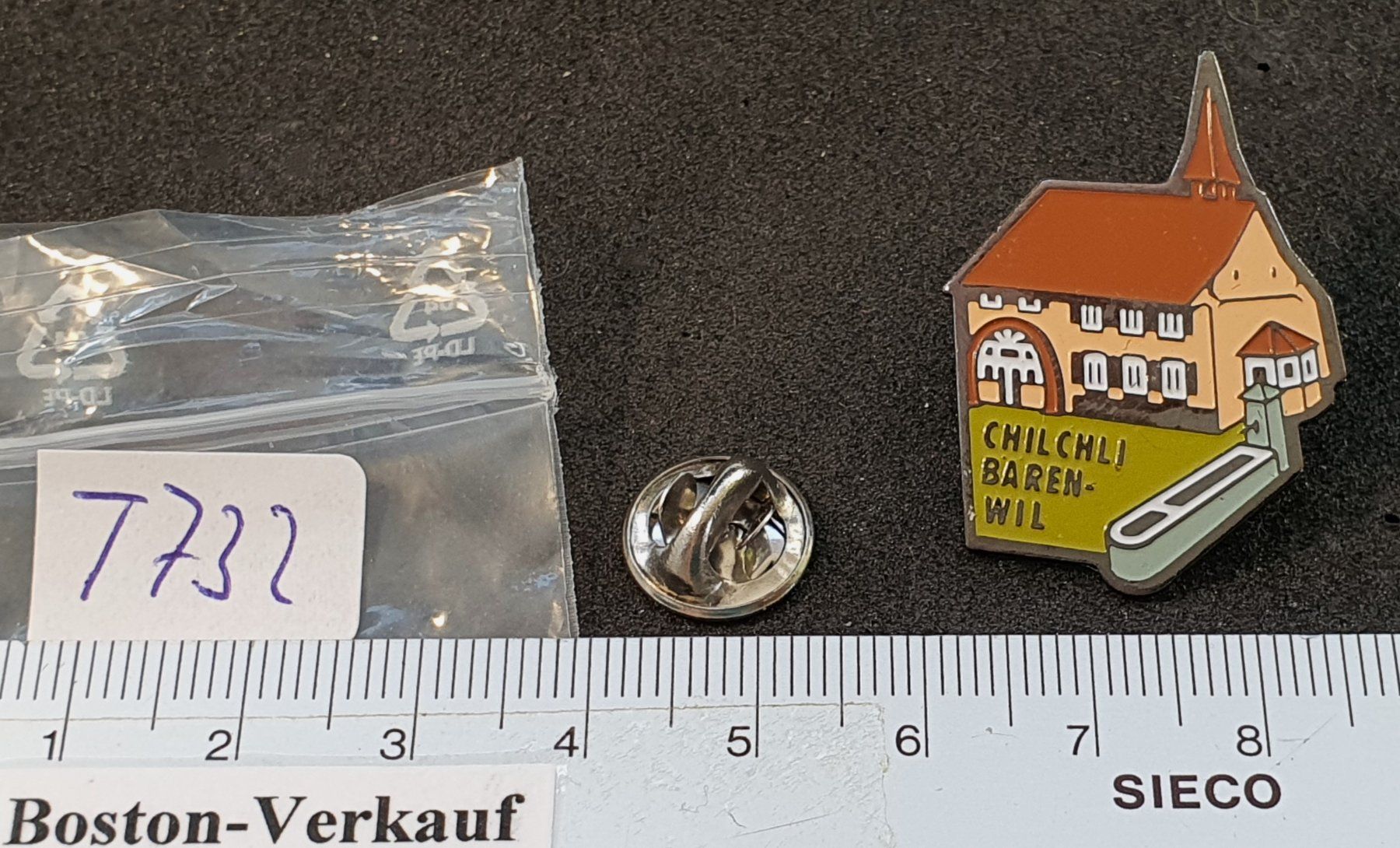 Placchette & Badge: T732 - Pin Chilchli Bärenwil – Usato da Reinach BL venduto da Boston-Verkauf 1