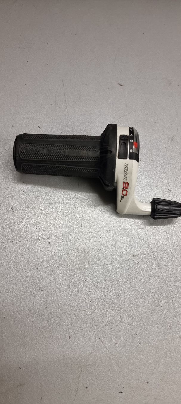 Sram Pezzi di ricambio: Sram 9.0 SL Grip Shift - Versand möglich – Usato da Seon venduto da Stibinio 2
