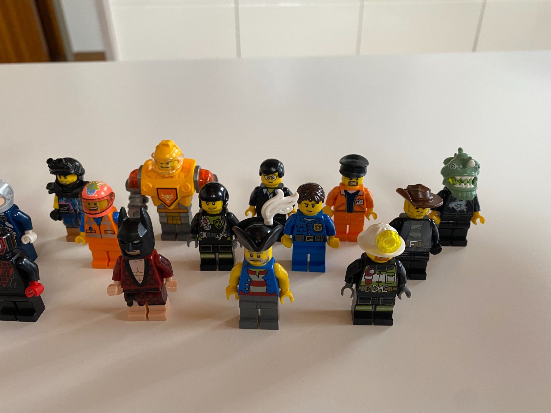 Lego Giocattoli: LEGO - 20 - VERSCHIEDENE - FIGUREN – Usato da Gelterkinden venduto da ajdt4 2