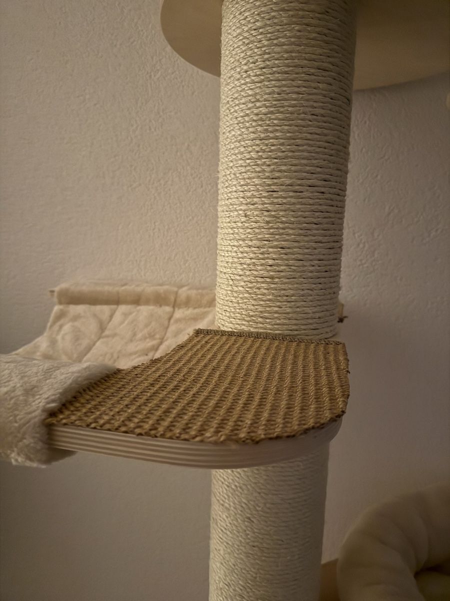 Katzenbaum - Kratzbaum: Katzenbaum – Neu und originalverpackt aus Winterthur von Miinaronja 2