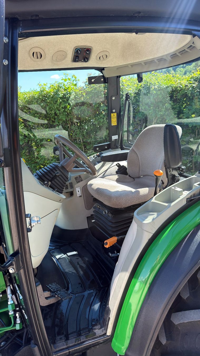 John Deere Traktoren: John Deere 4066R – Gebraucht aus Bad Zurzach von Grafdomi 3