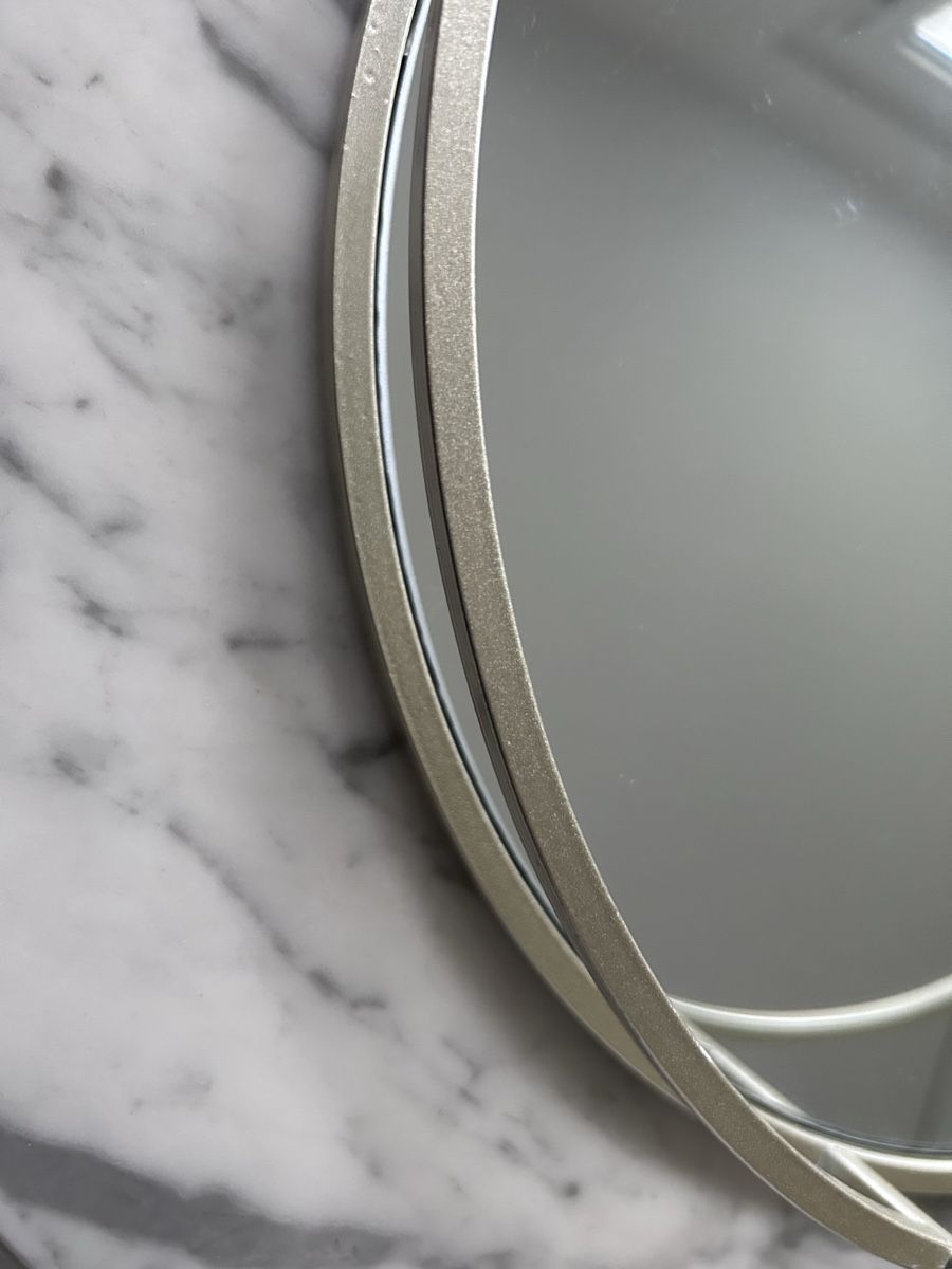 Piatti di portata: Tray in gold colour and mirror base – Nuovo (secondo la descrizione) da Biel/Bienne venduto da zit_v5yc 2