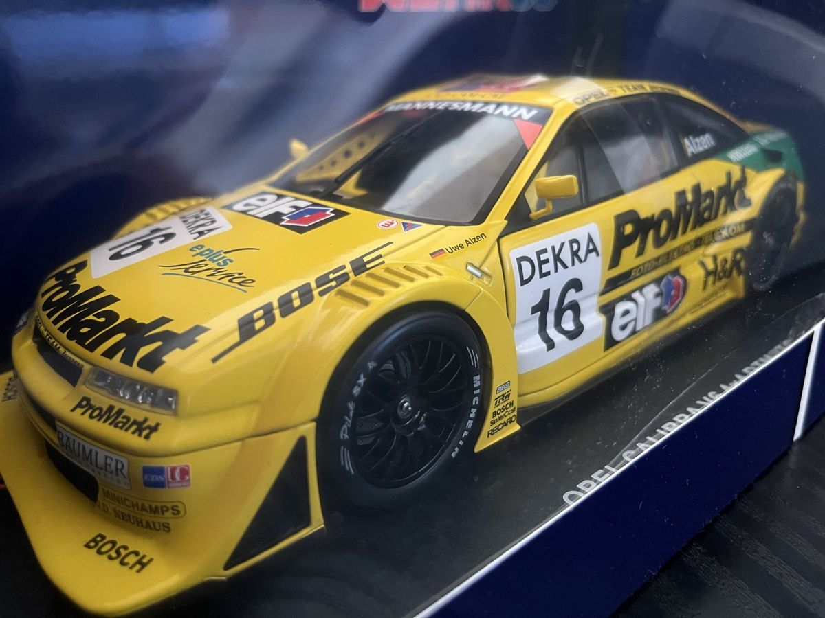 Opel Modellini d'auto: Opel Calibra V6.    1:18 – Nuovo e nell'imballaggio originale da Rümlang venduto da Papamoll4 4