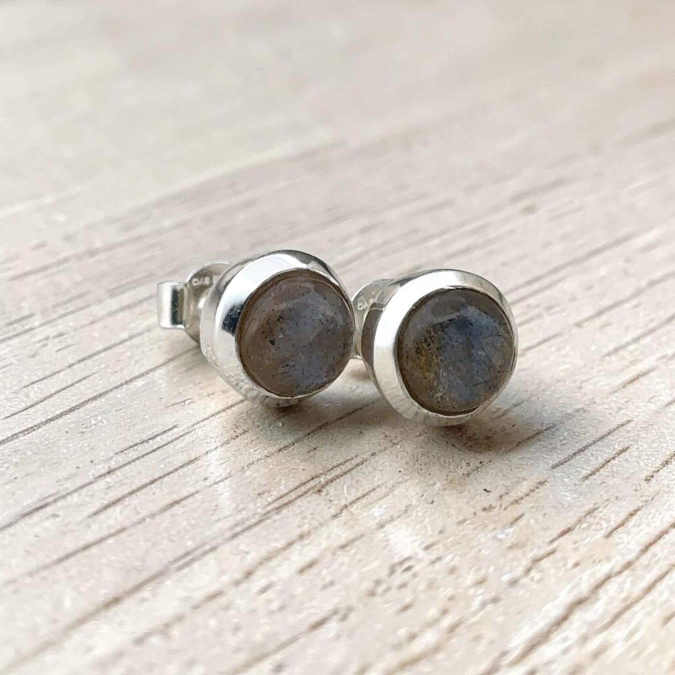 Olga Ribler Ohrringe & -stecker: Silber Ohrstecker mit Labradorit – Neu (gemäss Beschreibung) aus Luzern von MonikaS03 2