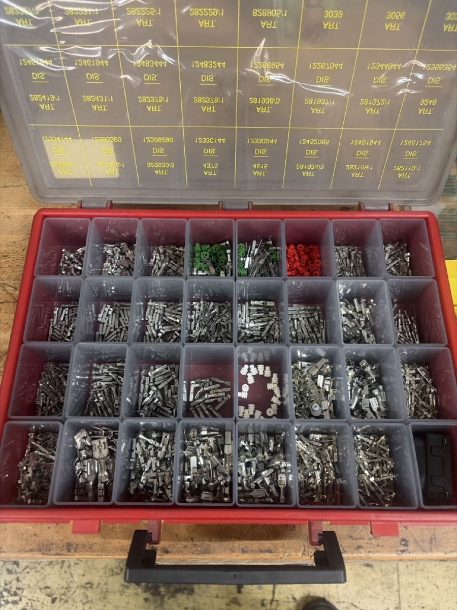 Elektronikbauteile: Stecker-Set – Gebraucht aus Birrwil von deg_67jl