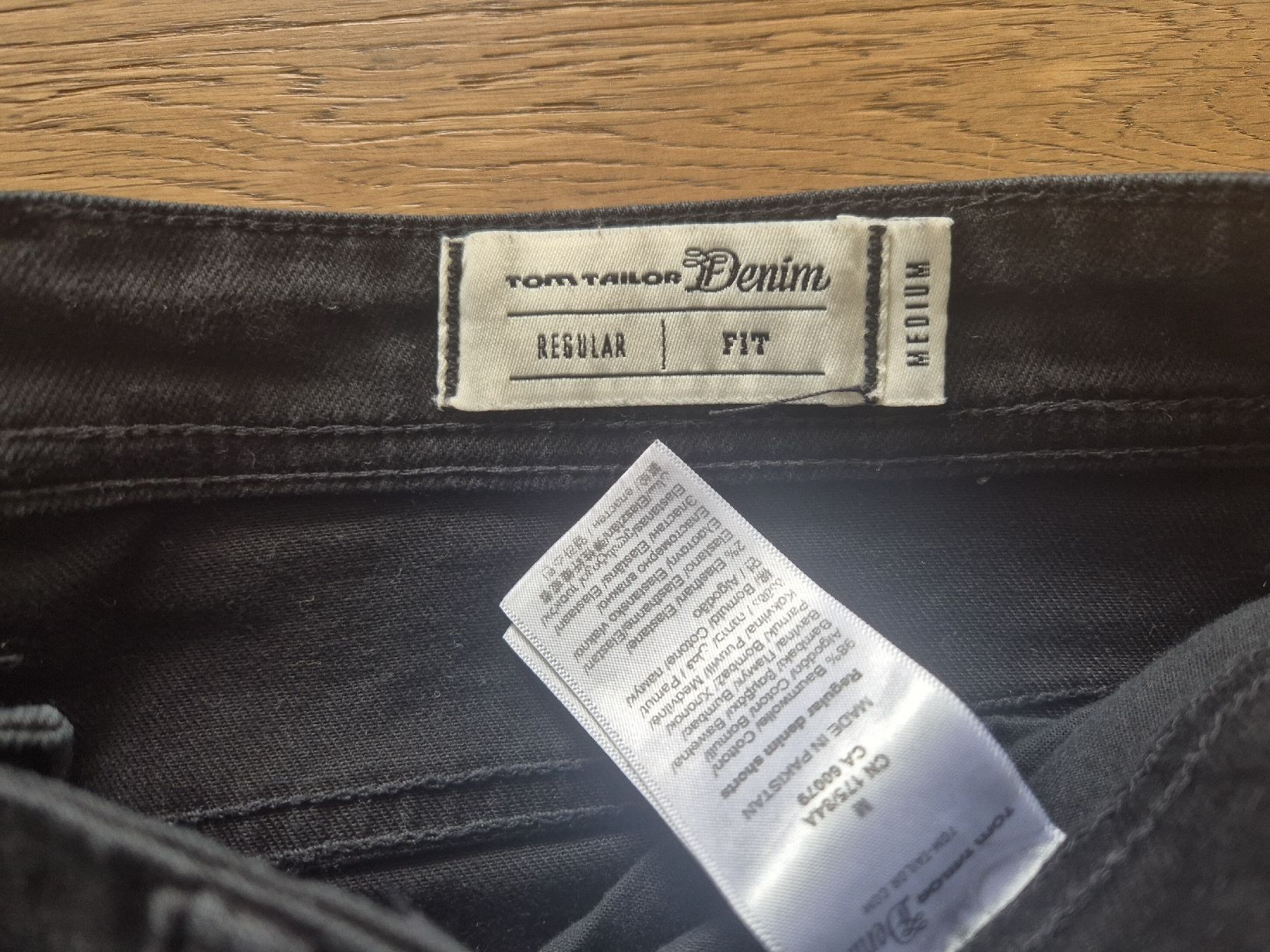 Pantaloni: Tom Tailor Denim Herren Shorts, Grösse M, – Usato da Römerswil LU venduto da cfm_j789 1