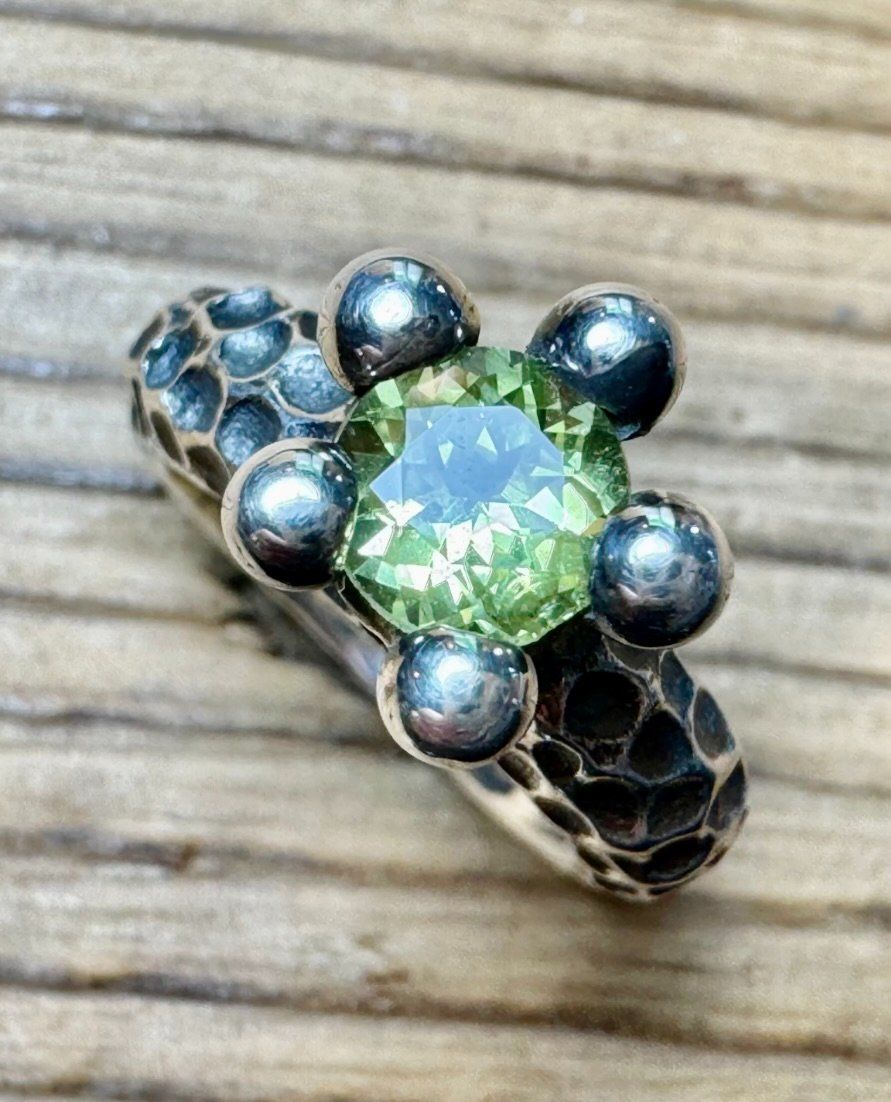 Anelli: Ring - Solitär mit Chrysoberyll - mit Zertifikat – Nuovo e nell'imballaggio originale da Jona venduto da Herzschmiede 7