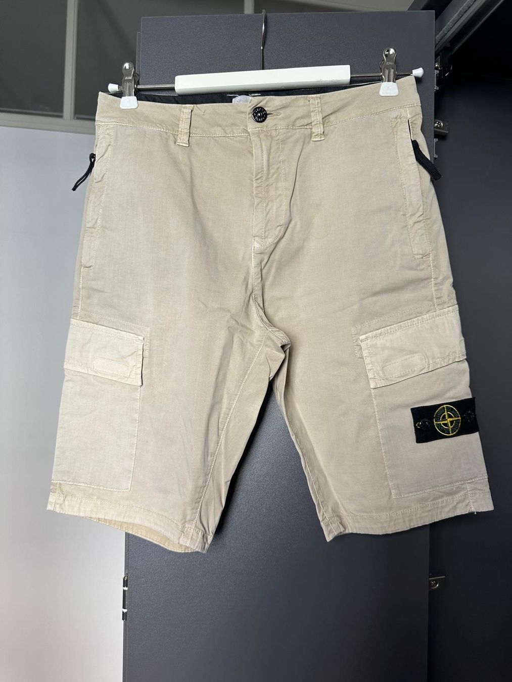 Stone Island Hosen: Stone Island Cargo Shorts Beige Grösse 156 – Gebraucht aus Zürich von Aapitz