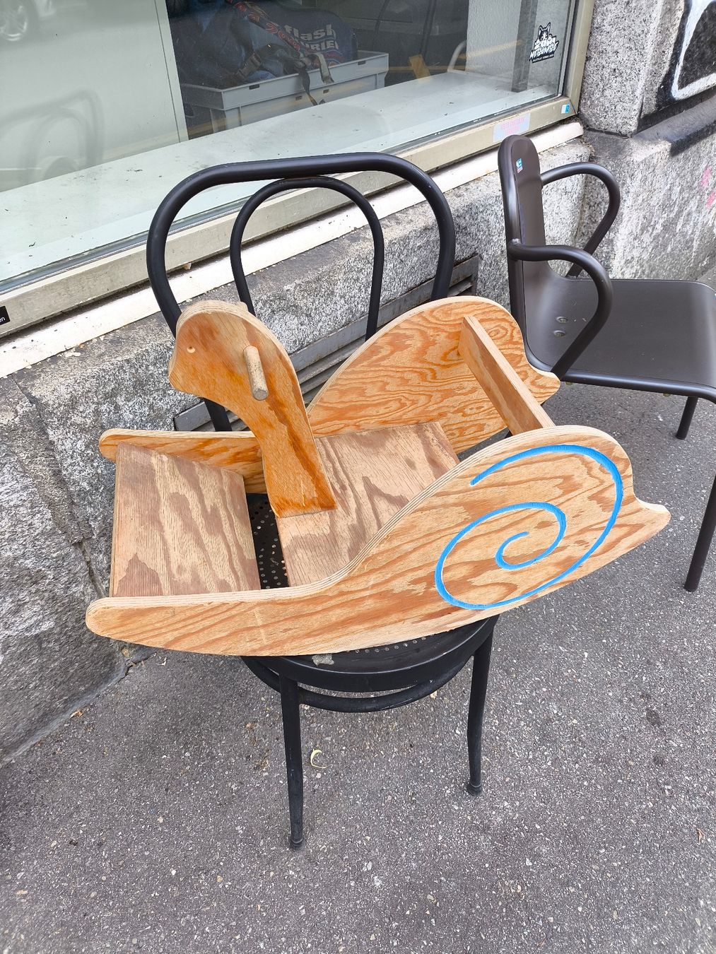 Altre altalene da giardino: Kinderschaukel aus Holz – Usato da Zürich venduto da flashkurier 1
