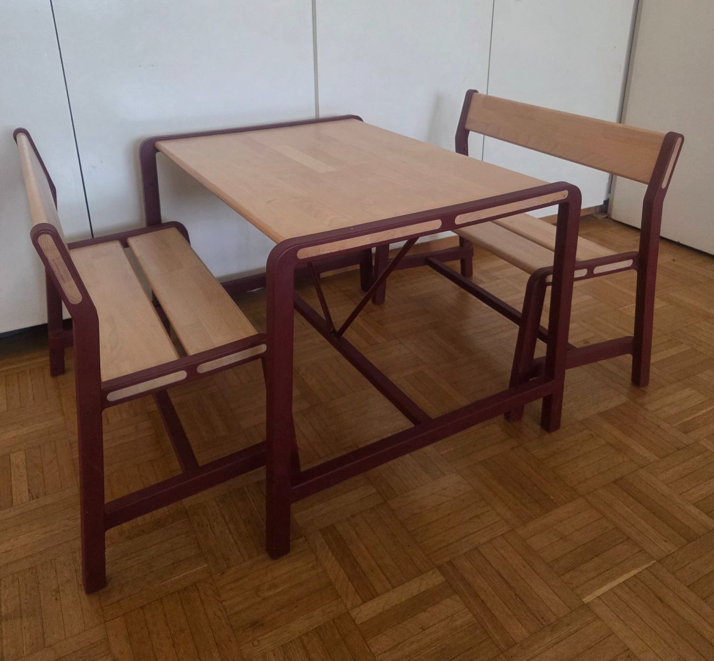 Ikea Set di tavolo e panche: ikea ypperlig Kindertisch & 2 Sitzbänke – Usato da Herrliberg venduto da Cinderella2 3