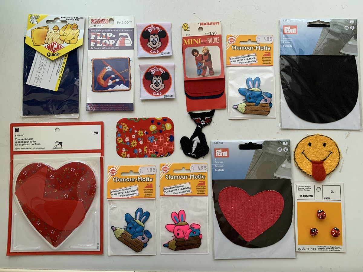 Toppe: Diverse Vintage Applikationen, Patches – Nuovo (secondo la descrizione) da Egg b. Zürich venduto da ohtannenbaum