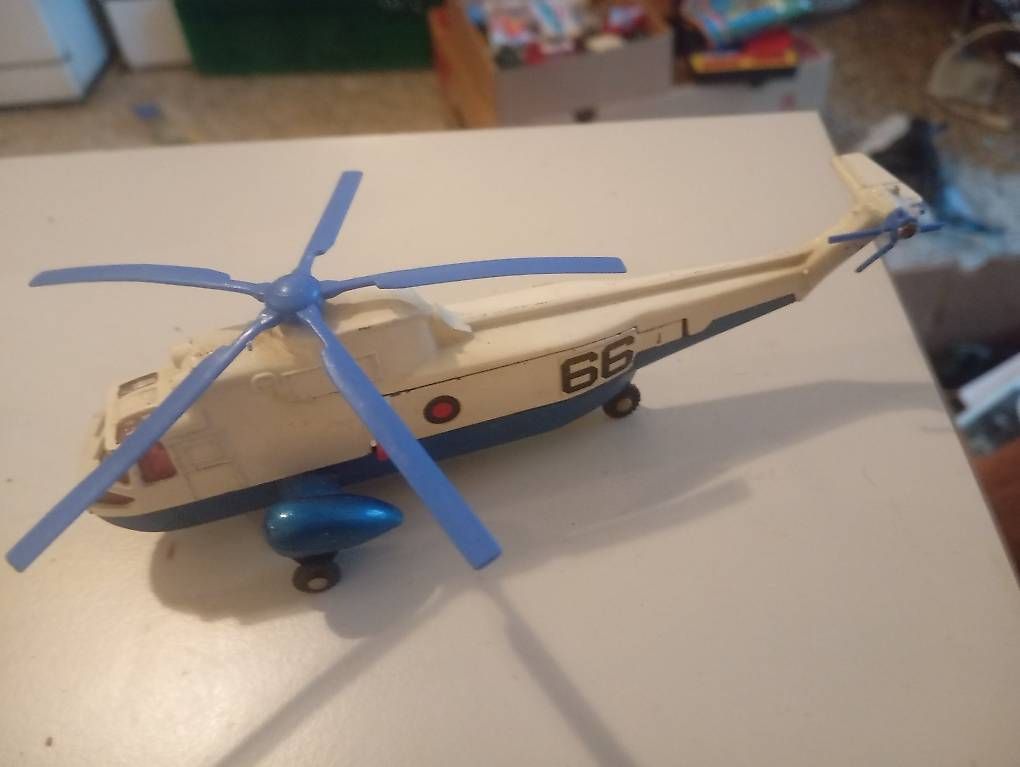Dinky Toys Voitures modèles: Dinky Toys Helikopter – D'occasion à Basel par Petergunn