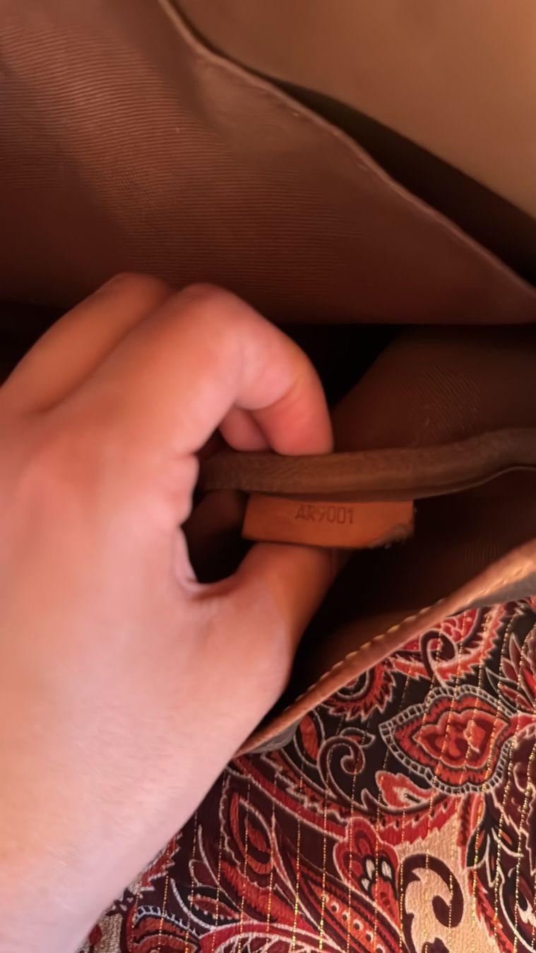 Louis Vuitton Taschen: Louis Vuitton Saumur Vintage Monogram canvas Tasche – Gebraucht aus Liestal von sha_92sb 6