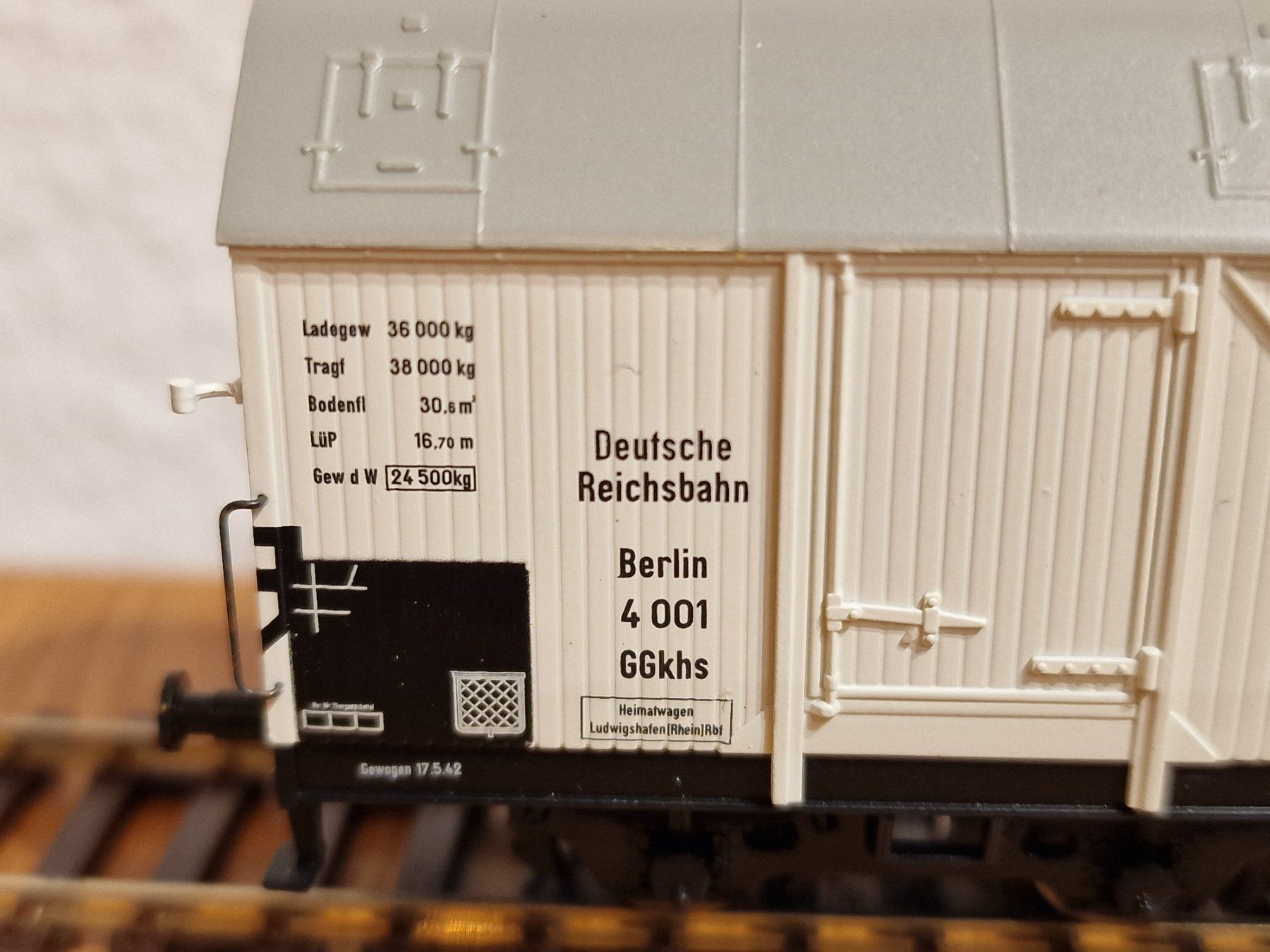 Liliput Modellini di ferrovie: DR Kühlwagen H0 – Nuovo (secondo la descrizione) da Matten b. Interlaken venduto da lor_hr9w 3
