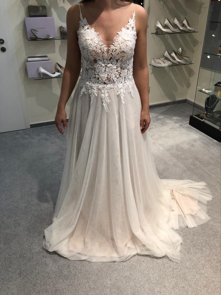 Vestiti: Ungetragenes Brautkleid Grösse 38 – Nuovo e nell'imballaggio originale da Villmergen venduto da VNY