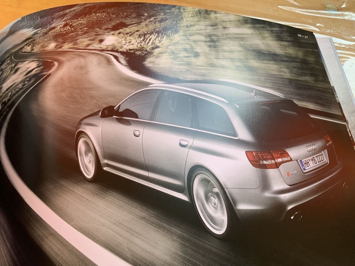 Libri: Audi RS 6  – Usato da Lausanne venduto da Shei2014 3