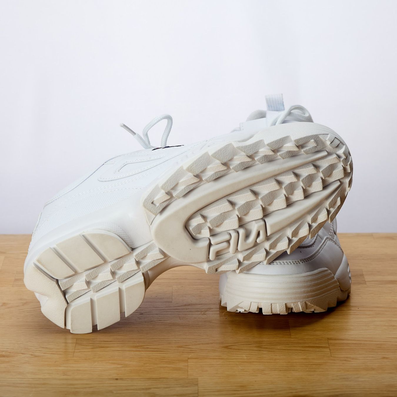 Fila Scarpe da donna: FILA Disruptor white, size 40EU, like new. – Nuovo (secondo la descrizione) da Salgesch venduto da simplytreasured 3