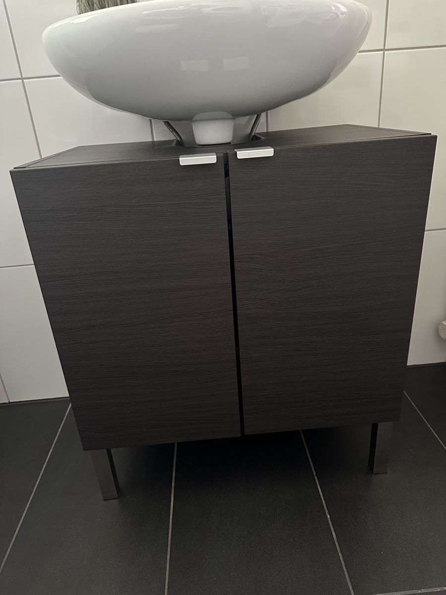 Ikea Mobili per bagno: Waschbeckenunterschrank (Marke: IKEA) – Usato da Kräiligen venduto da SITARO