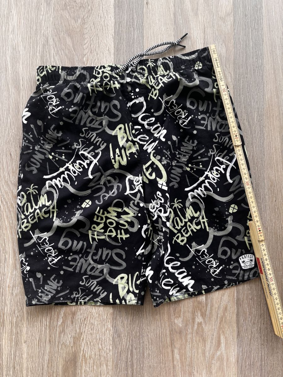 Protest Costumi da bagno: Maillot de bain Protest Taille 176 – Usato da Pully venduto da Fictikalli 4