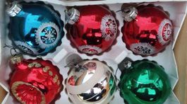 Kugeln mit weihnachtlichen Motiven - 6 Stück -