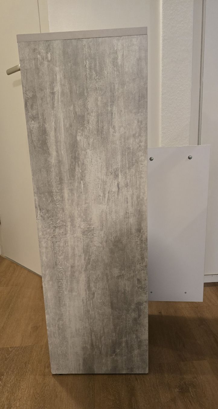 Armadi: Vicco Midischrank betonoptik – Usato da Zug venduto da nic_wlj8 2