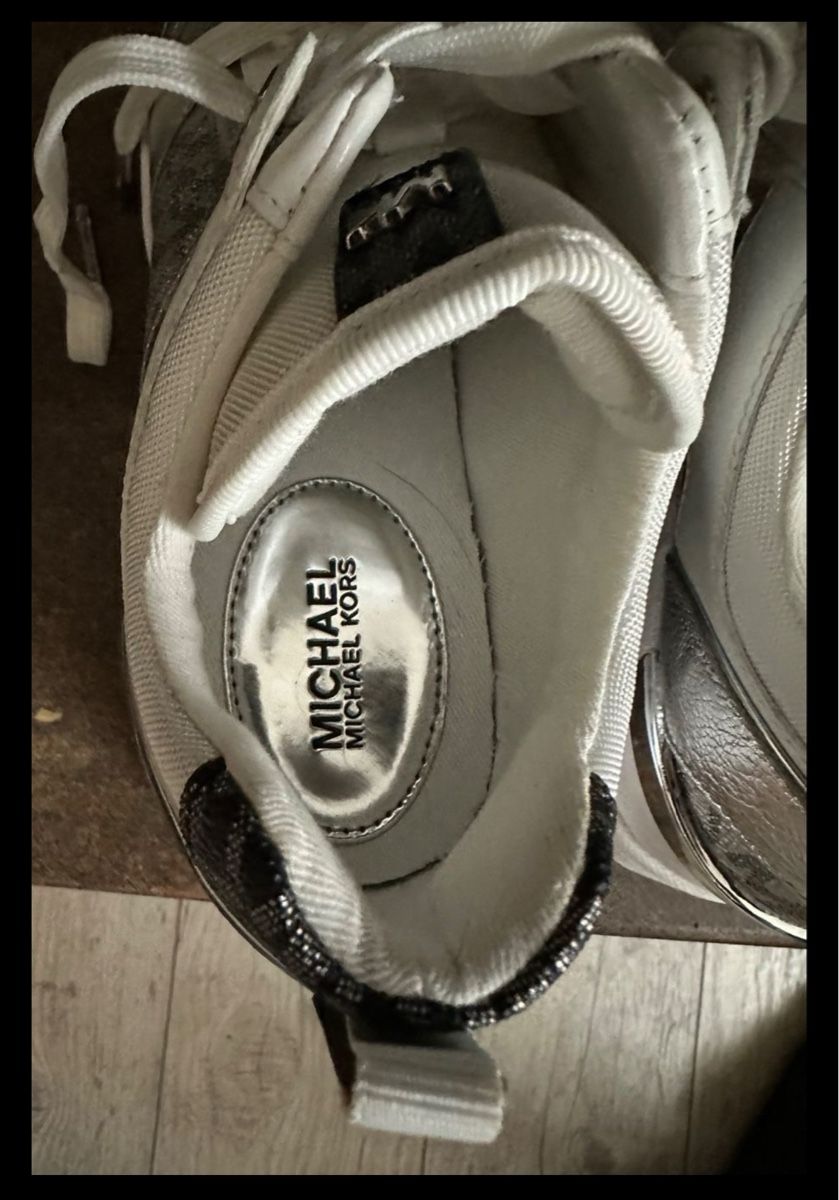 Scarpe da donna: Sneakers Michael Kors – Nuovo (secondo la descrizione) da La Tour-de-Trême venduto da bess81 4