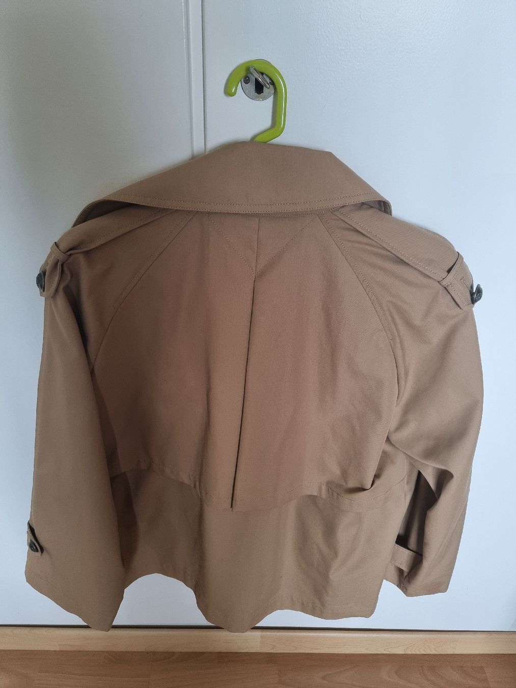 Massimo Dutti Vestes: Trench court Massimo Dutti  – Neuf (Voir description) à Bevaix par Lemana 1