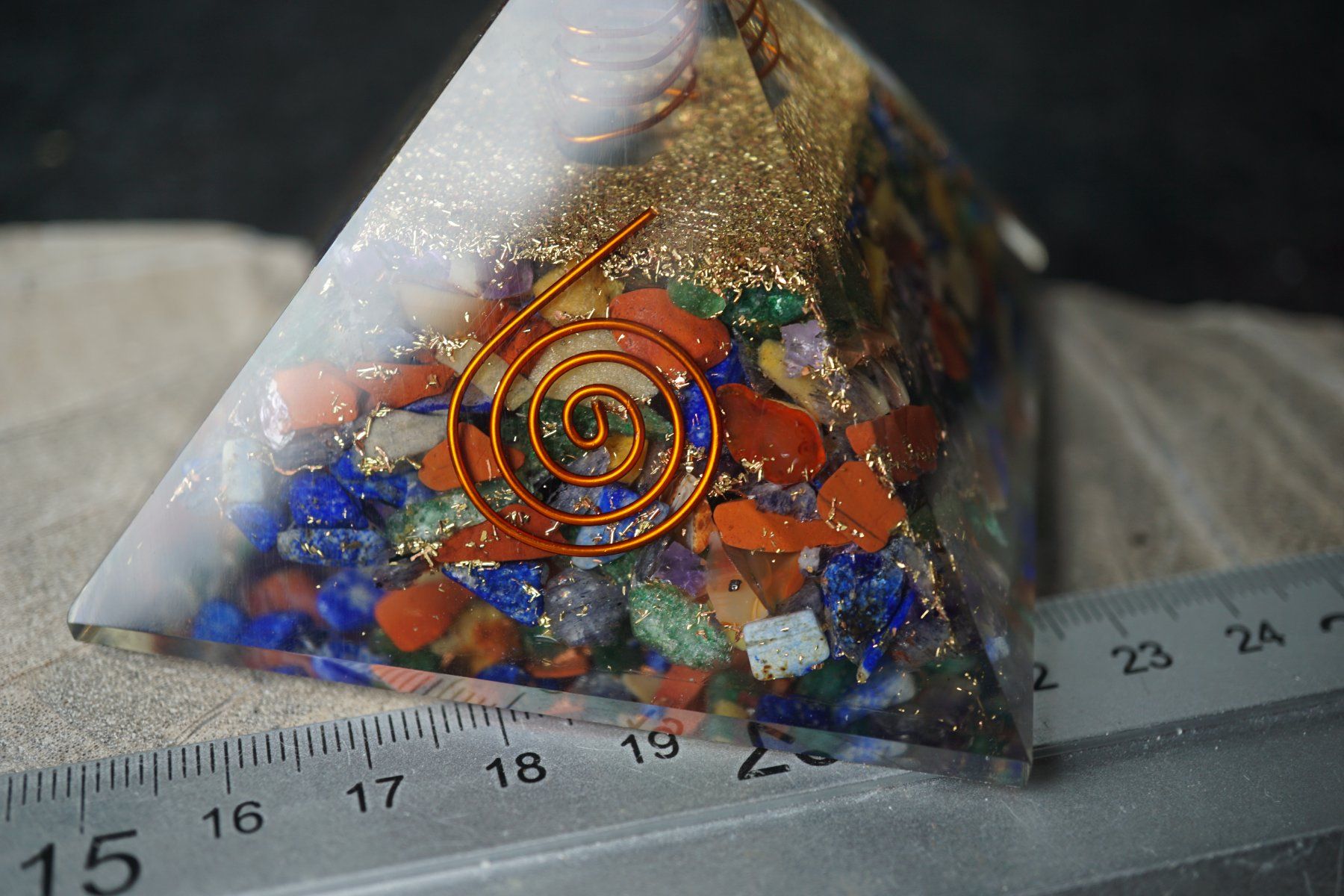 Minerali & Pietre curative: Gemischt Steine     Orgonit Pyramide aus  Konkurs – Nuovo e nell'imballaggio originale da Eschenbach SG venduto da topstone 1