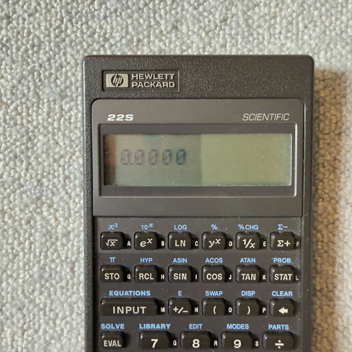 Hewlett Packard Calcolatrici tascabili: Taschenrechner HEWLETT PACKARD 22S mit Hülle, gebraucht – Usato da Heimenschwand venduto da rialto1968 2