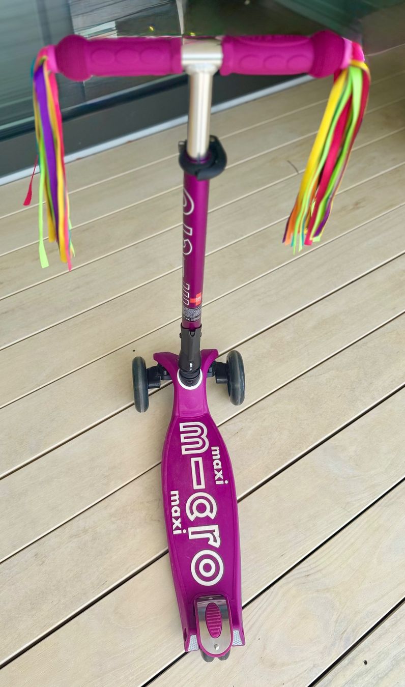 Micro Kickboard: Micro Maxi Deluxe Foldable LED Scooter mit Micro Ribbons Neo – Usato da Meilen venduto da tplm 6