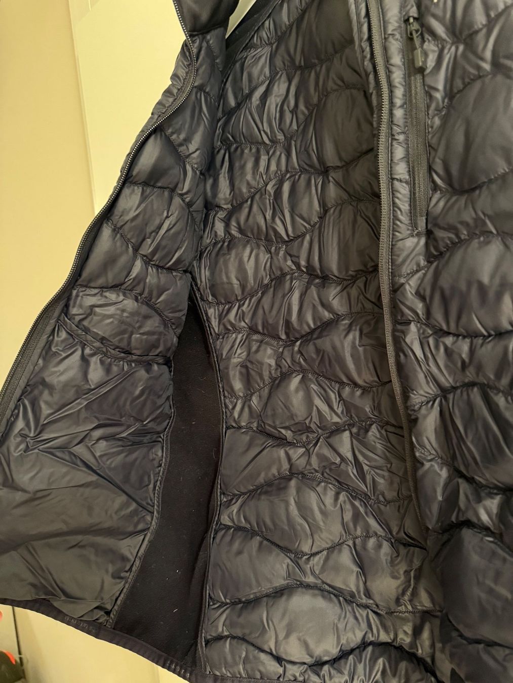 Peak Performance Giacche: Peak Performance Hybrid Jacke Grösse S – Usato da Zürich venduto da SEDRAEN 2