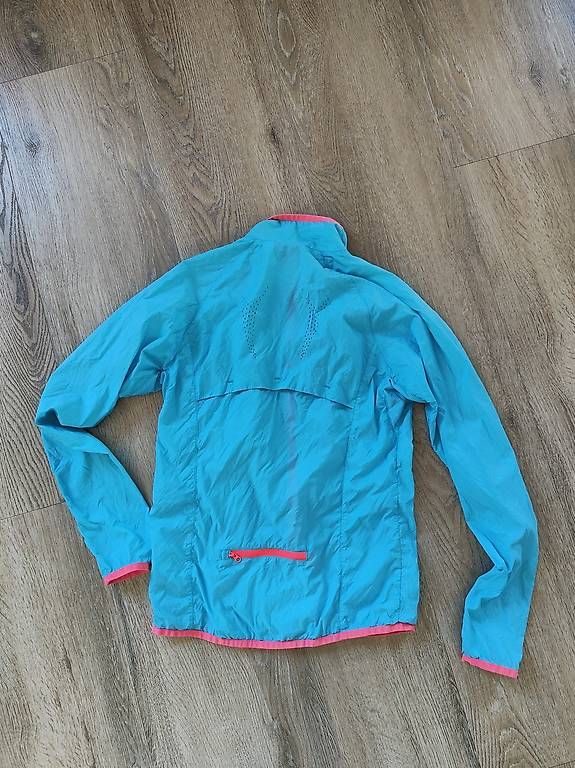 Giacche: Runningjacke leicht, Gr. 34/S – Usato da Flüelen venduto da pri_7p8g