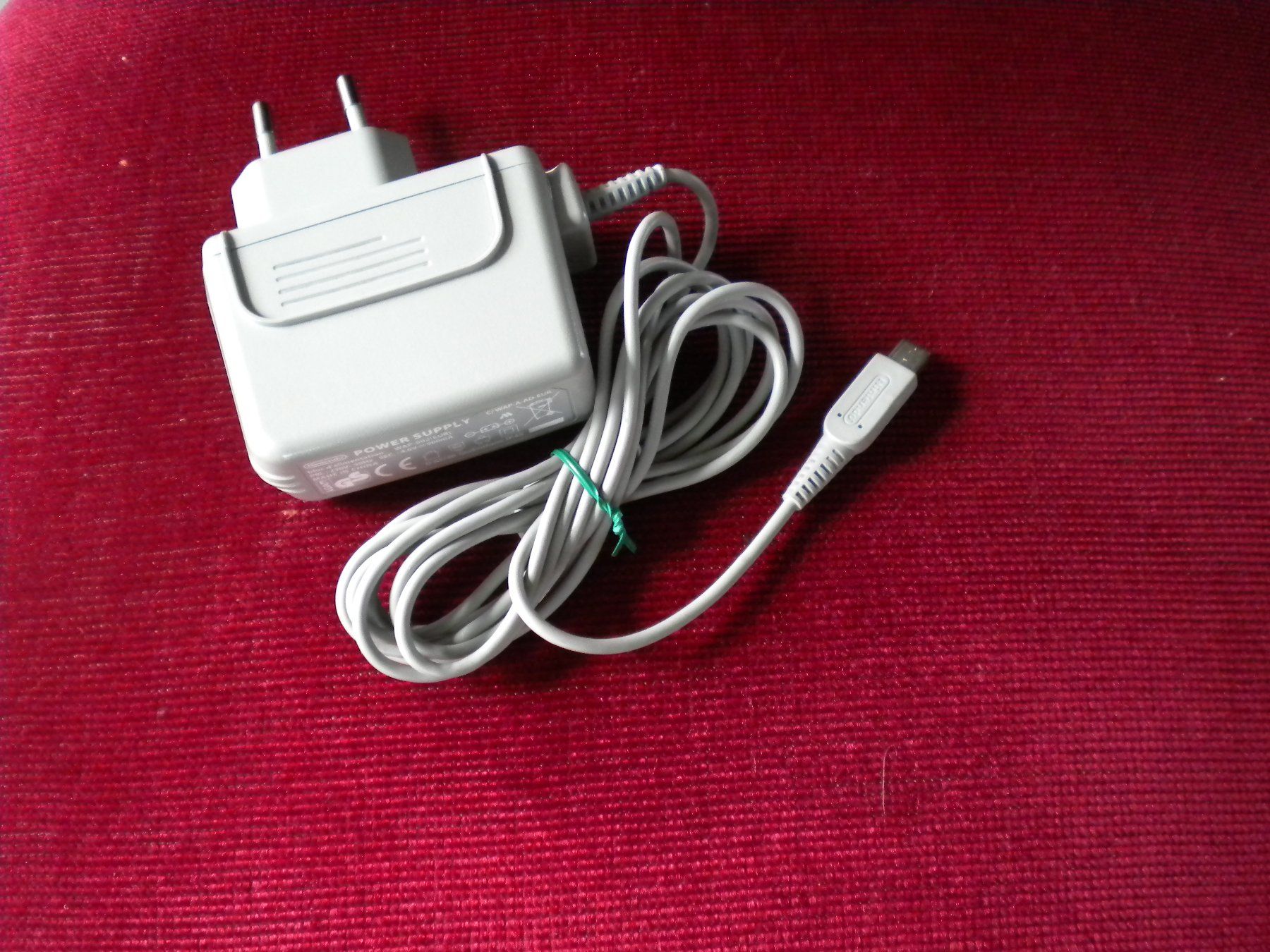 Nintendo Konsolen: Nintendo DS -XL original Ladekabel Versand möglich – Gebraucht aus Spreitenbach von Nanika 3