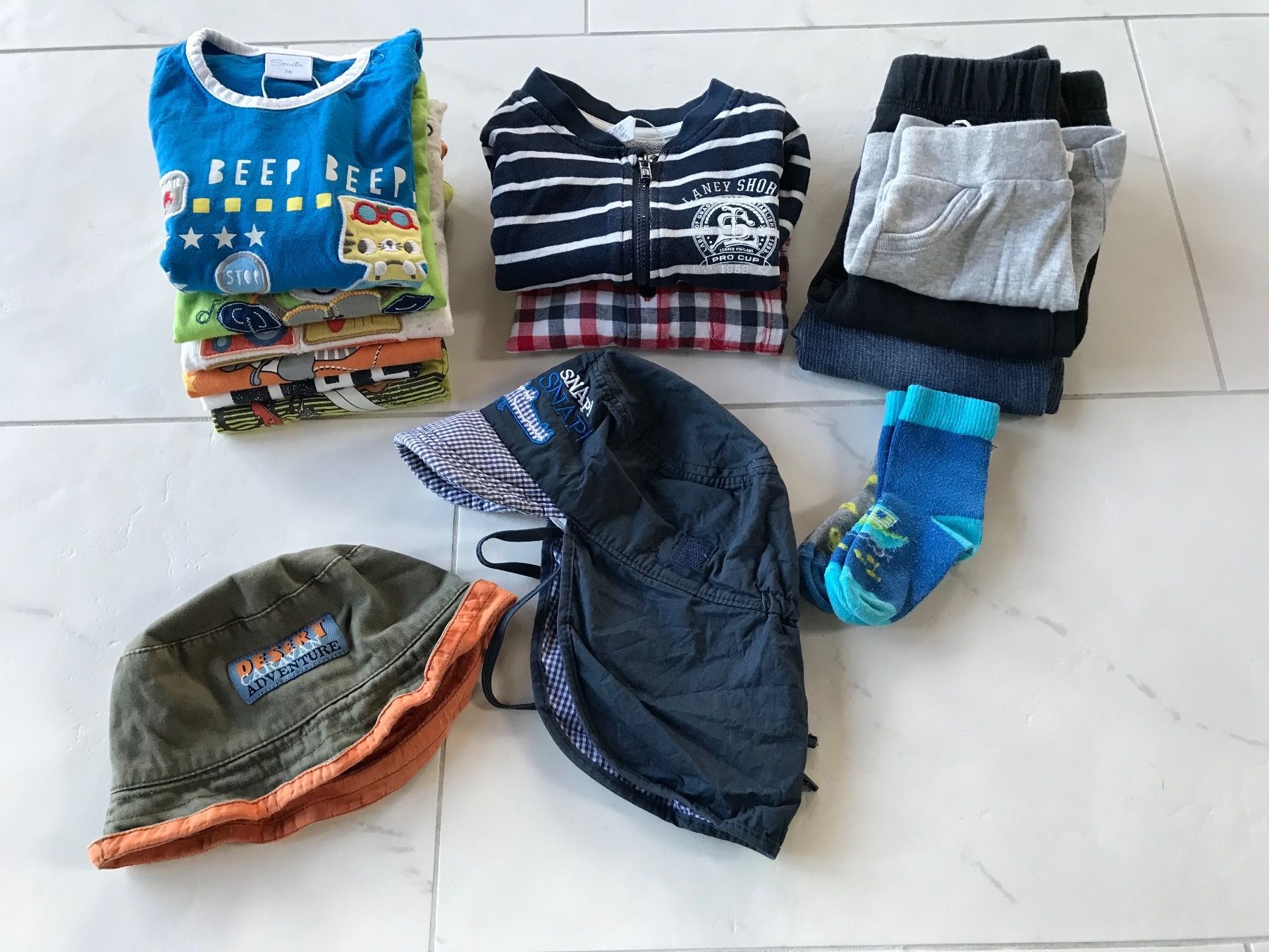 Nike Ensembles coordonnés: Kleiderpaket in Grösse 68 – D'occasion à Wagen par 20Ricola18