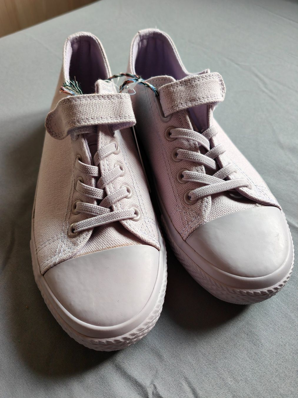 Scarpe per ragazze: Halbschuhe Mädchen Gr. 35 - NEU – Nuovo (secondo la descrizione) da Kirchleerau venduto da hop82 1