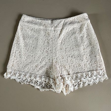 CLOCKHOUSE Shorts 💗
