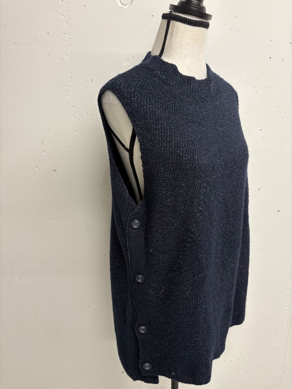 Cecil Maglioni & Felpe: CECIL Pullunder Gr. M blau mit Köpfen gestrickt – Nuovo (secondo la descrizione) da Regensdorf venduto da secondchancefashion 2