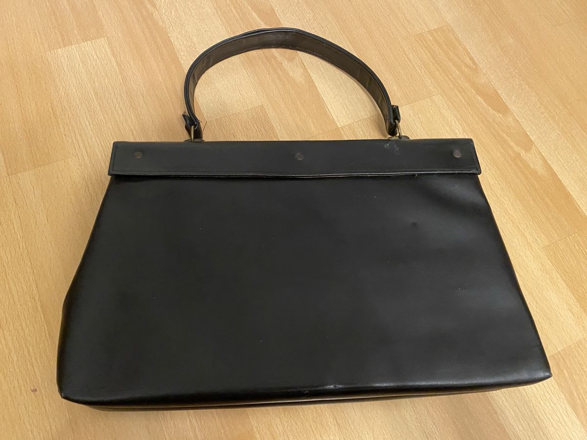 Borse da donna: Vintage Handtasche aus Leder, Schwarz – Usato da Buchrain venduto da Sisi83 2