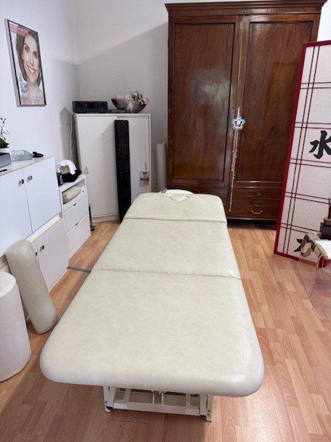 Sedie a sdraio: Massageliege – Usato da Spiegel b. Bern venduto da inf_v9gx 1