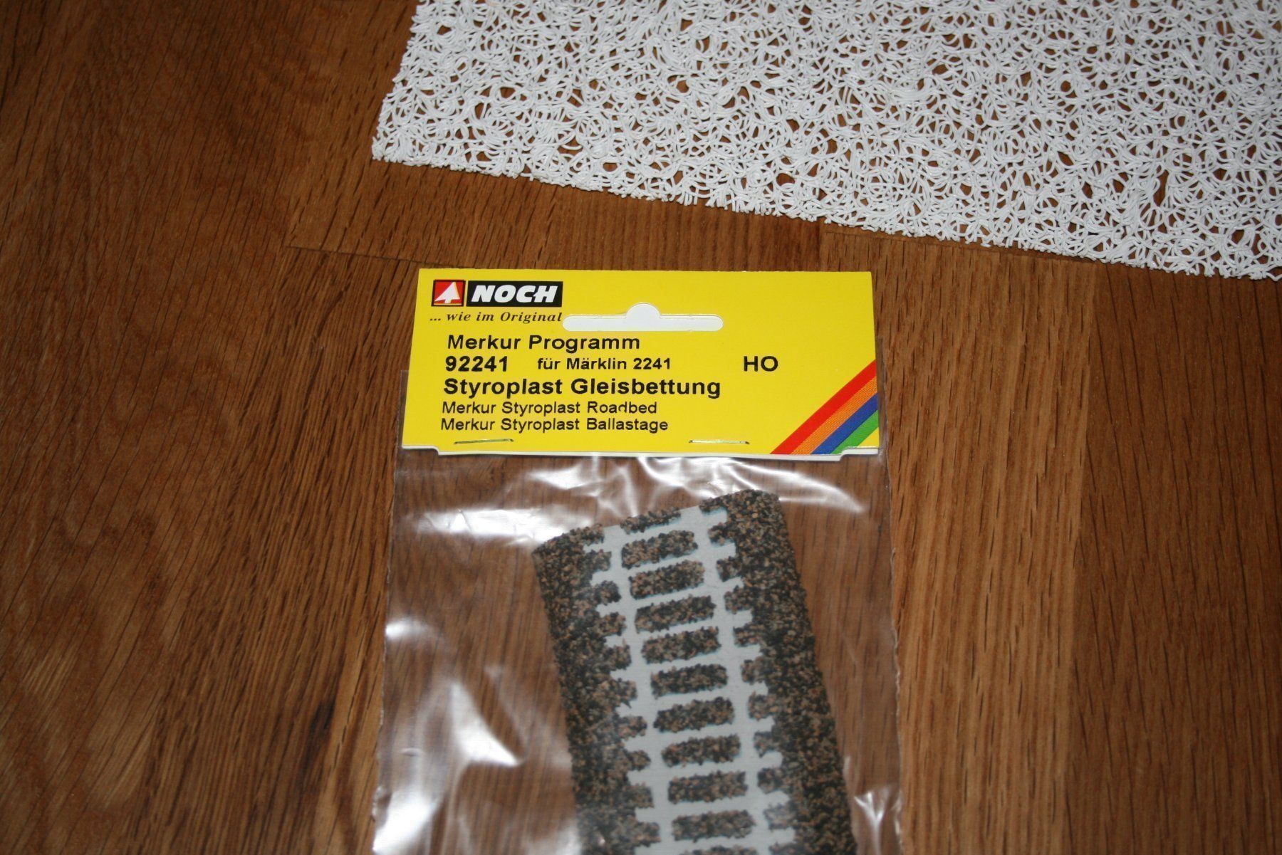 Noch Modelleisenbahnen: NOCH / Merkur 92241 Gleisbettung – Neu und originalverpackt aus Bavois von Alainuldry