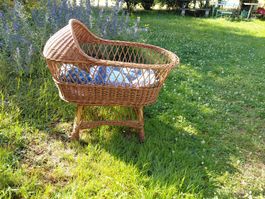 Stubenwagen rattan