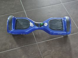 Hoverboard Denver bleu avec traces d'usure visibles