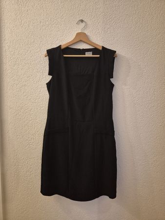 Robe noire business